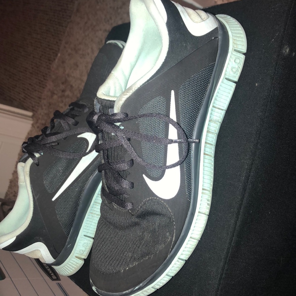 Teal Nike free runs
